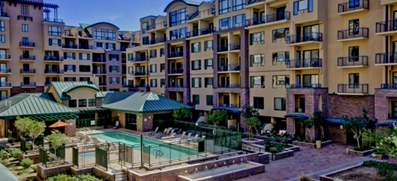 This Phoenix condominium for rent is a hard to find Phoenix condo in the popular Phoenix community of Tapestry on Central.