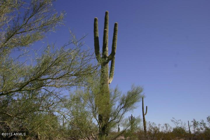 This is a multiple lot deal if you want to buy Arizona Land in the city of Maricopa AZ.